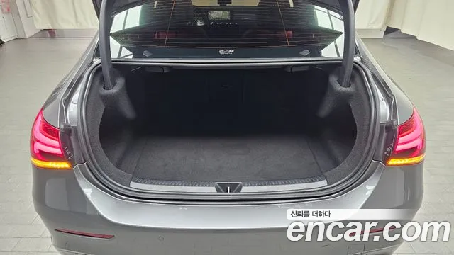 Mercedes-Benz A-Class 2021 — фото 20