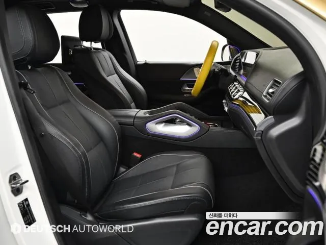 Mercedes-Benz GLS-Class 2023 — фото 10