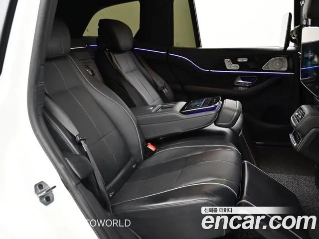 Mercedes-Benz GLS-Class 2023 — фото 12