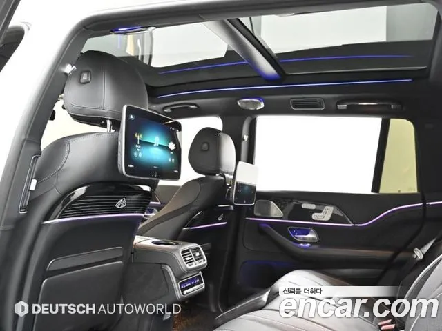 Mercedes-Benz GLS-Class 2023 — фото 18
