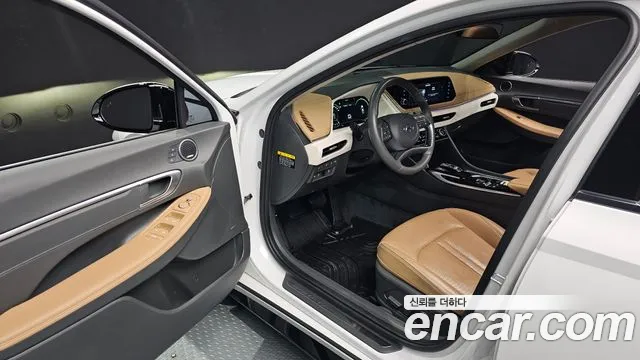 Hyundai Sonata 2020 — фото 11