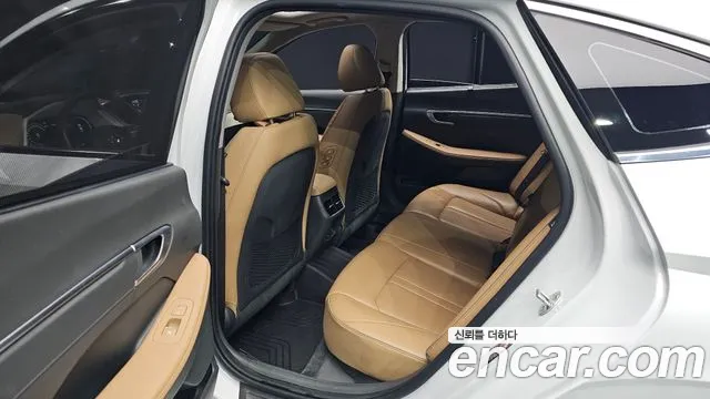 Hyundai Sonata 2020 — фото 12