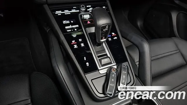 Porsche Cayenne 2023 — фото 9