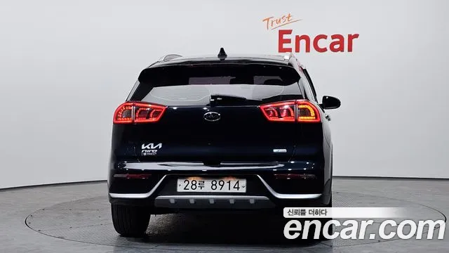 Kia Niro 2017 — фото 4