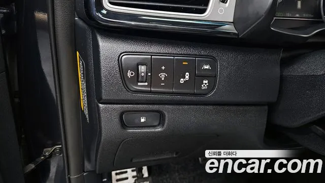 Kia Niro 2017 — фото 14