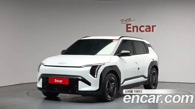 Kia EV3 2026 — фото 1