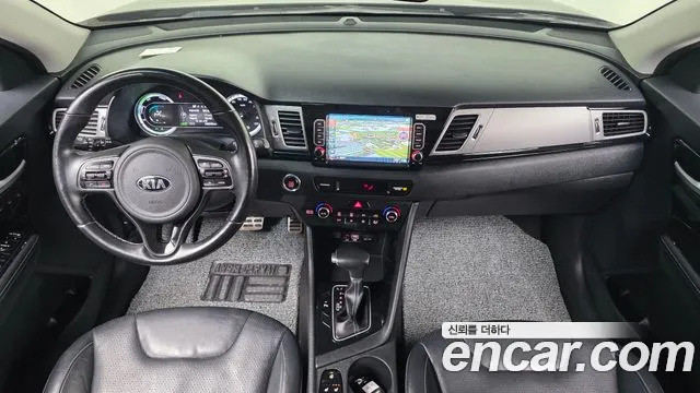 Kia Niro 2018 — фото 7