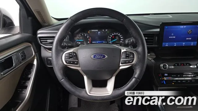 Ford Explorer 2020 — фото 13