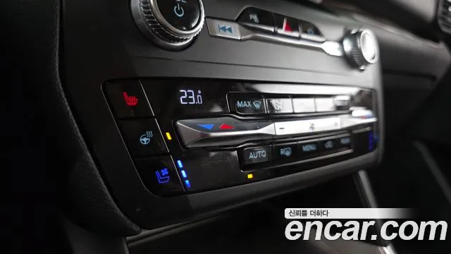 Ford Explorer 2020 — фото 17