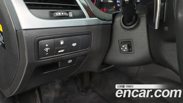 Hyundai Genesis 2016 — фото 14