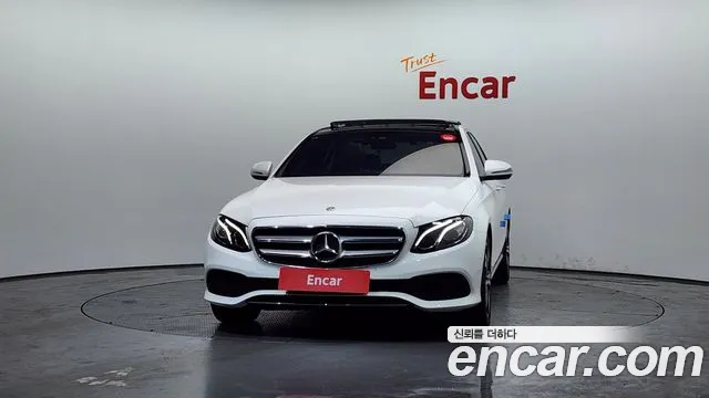 Mercedes-Benz E-Class 2019 — фото 3