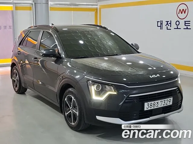 Kia Niro 2022 — фото 2