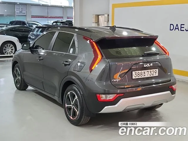Kia Niro 2022 — фото 4