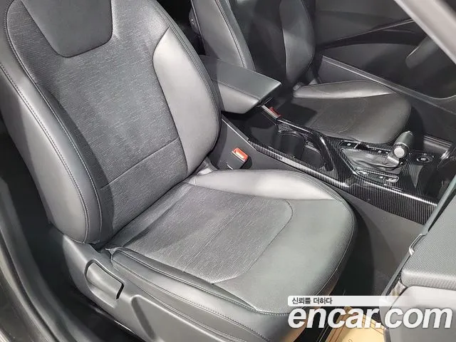 Kia Niro 2022 — фото 13