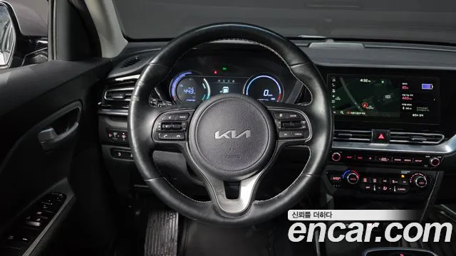 Kia Niro 2022 — фото 13