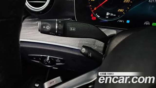Mercedes-Benz E-Class 2022 — фото 18