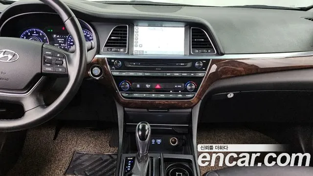 Hyundai Aslan 2015 — фото 14