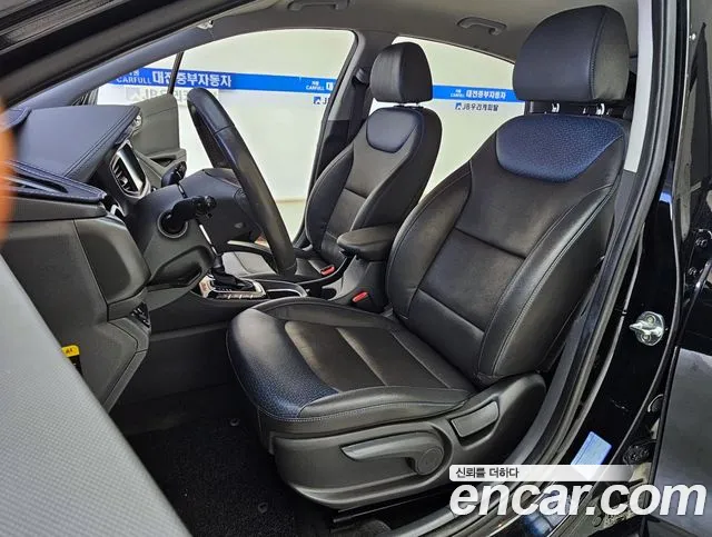 Hyundai Ioniq 2019 — фото 8