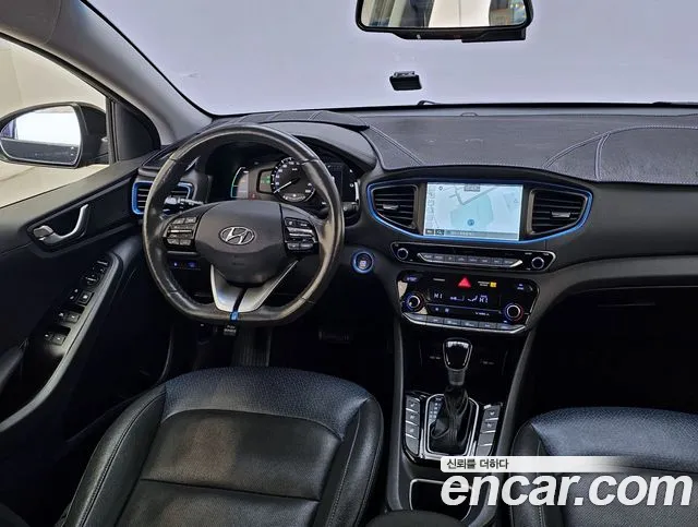 Hyundai Ioniq 2019 — фото 11