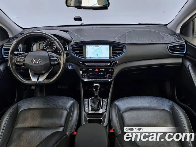 Hyundai Ioniq 2019 — фото 12