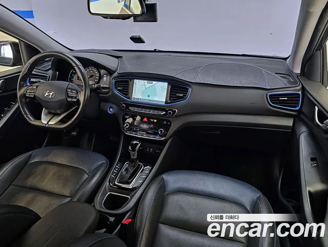 Hyundai Ioniq 2019 — фото 14