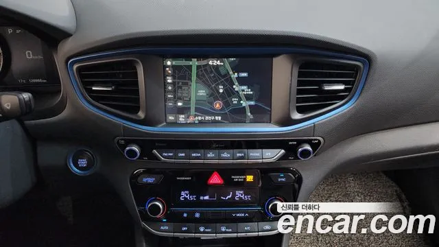 Hyundai Ioniq 2016 — фото 15