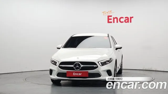 Mercedes-Benz A-Class 2021 — фото 3