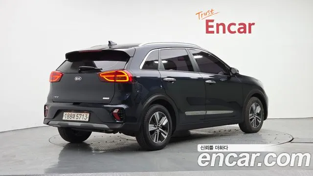 Kia Niro 2020 — фото 2