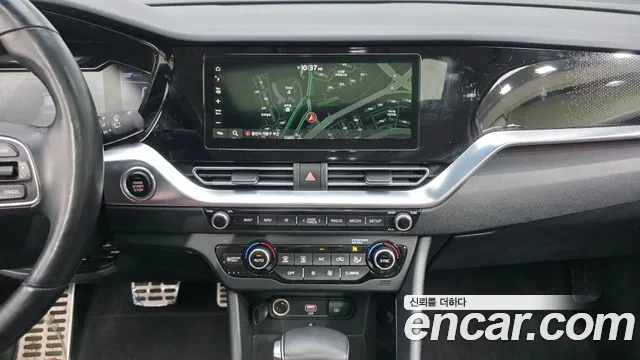 Kia Niro 2020 — фото 16