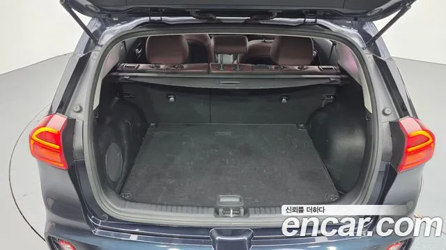 Kia Niro 2020 — фото 20