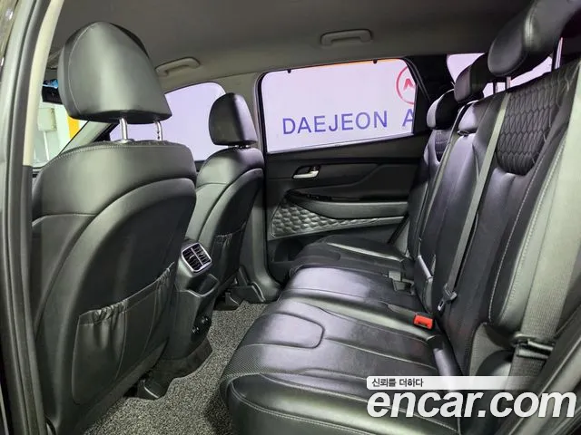 Hyundai Santafe 2019 — фото 10