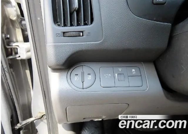 Hyundai Starex 2019 — фото 13