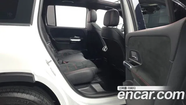 Mercedes-Benz GLB-Class 2022 — фото 12