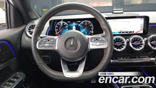 Mercedes-Benz GLB-Class 2022 — фото 13