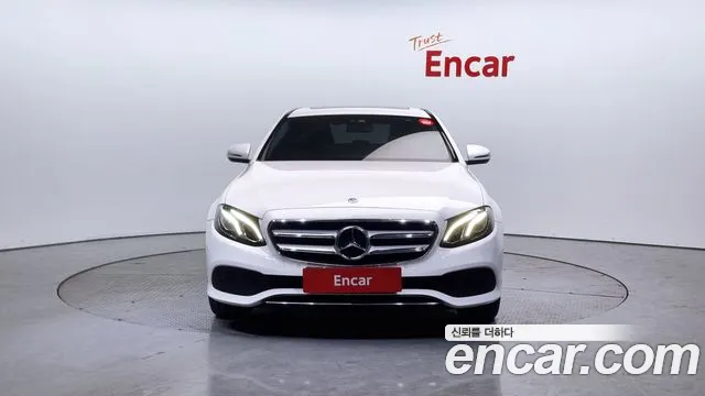 Mercedes-Benz E-Class 2019 — фото 3