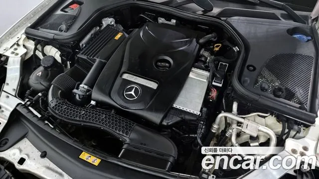 Mercedes-Benz E-Class 2019 — фото 6
