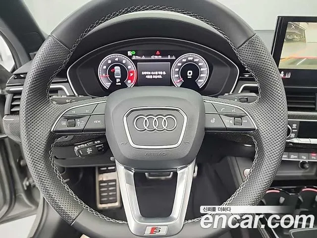 Audi S4 2022 — фото 9
