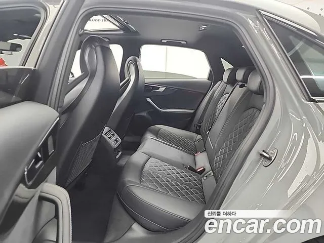 Audi S4 2022 — фото 12