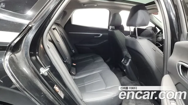 Hyundai Sonata 2021 — фото 12