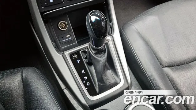 Hyundai AVANTE 2015 — фото 9