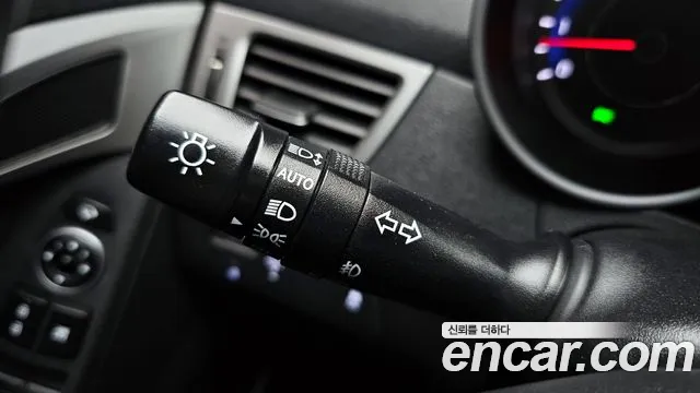 Hyundai AVANTE 2015 — фото 18