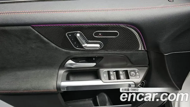 Mercedes-Benz GLB-Class 2021 — фото 16