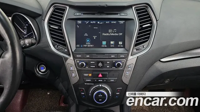 Hyundai Santafe 2016 — фото 13