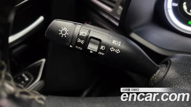 Kia Niro 2017 — фото 17