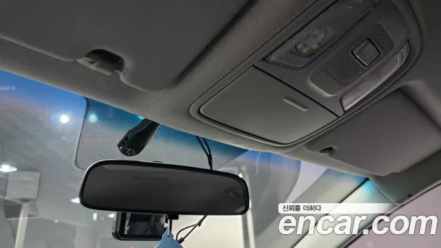 Kia Niro 2017 — фото 18
