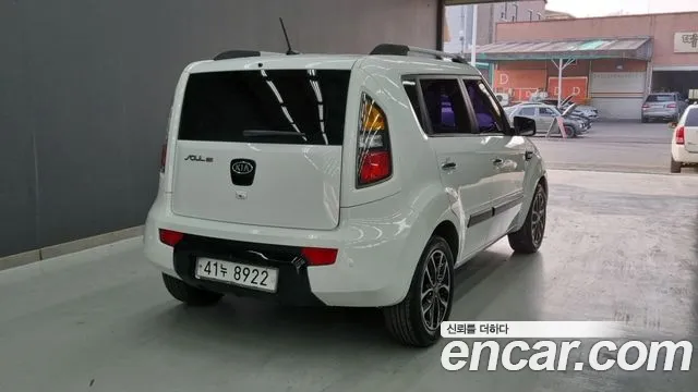Kia Soul 2011 — фото 2