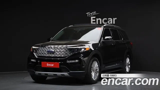 Ford Explorer 2022 — фото 1