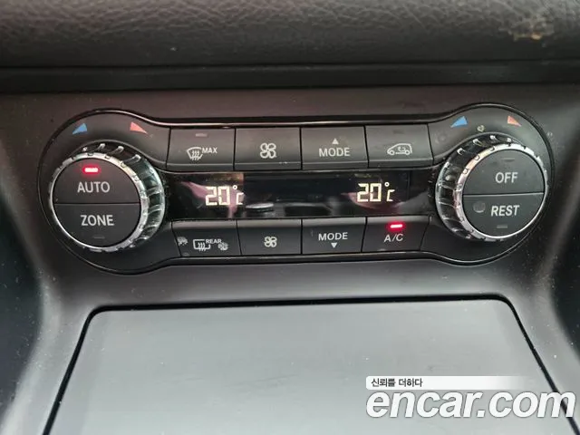 Mercedes-Benz GLA-Class 2016 — фото 15