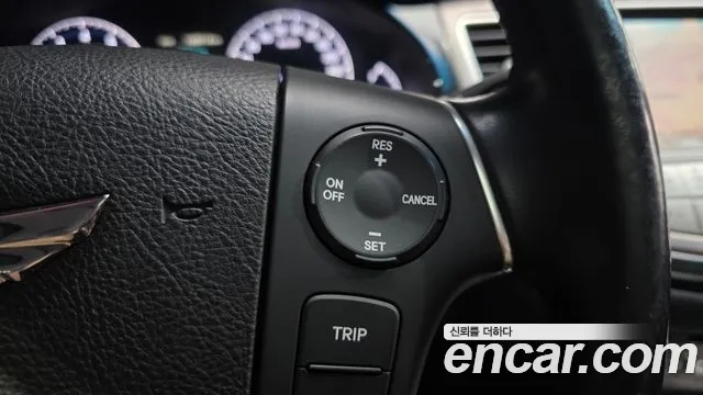 Hyundai Genesis 2012 — фото 19