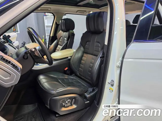 Land Rover Range Rover Sport 2017 — фото 16